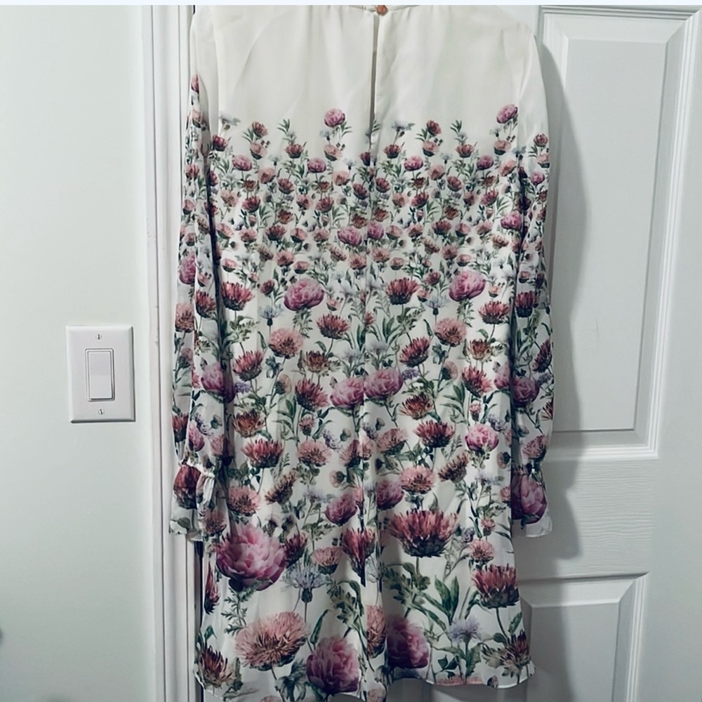Ted Baker London White and Pink Floral Long Sleeve Dress - Picture 5 of 8